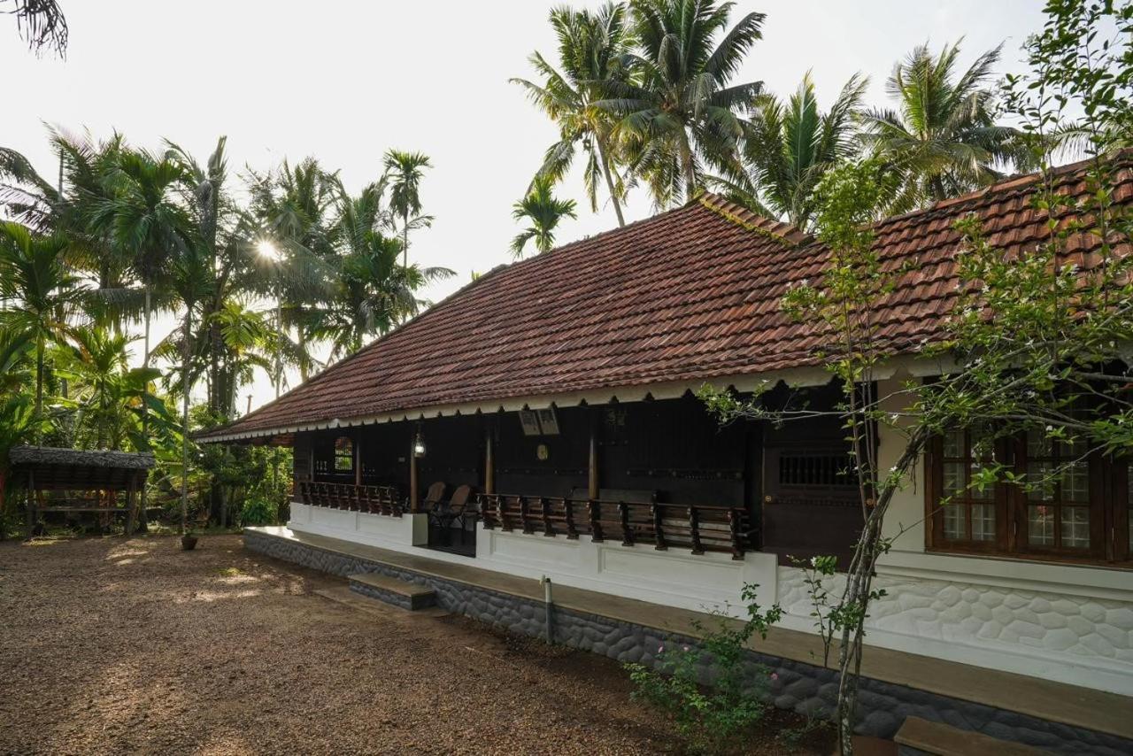 Cocozone Stays Alappuzha Экстерьер фото